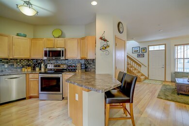 21 S Gardens Way, Fitchburg, WI 53711 - photo 5