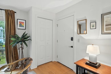 5 Amity Place, Amherst, MA 01002 - photo 3