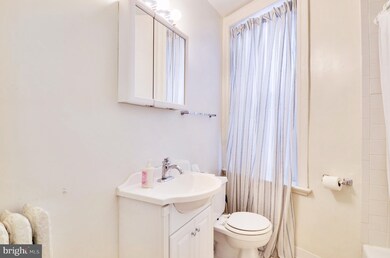 1963 Biltmore St NW, Washington, DC 20009 - photo 7