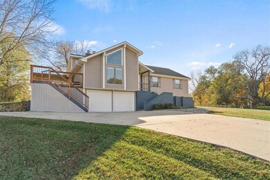 501 Maple Ln, Lansing, KS 66043 - photo 4