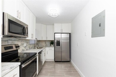 208 Lake Frances Dr, West Palm Beach, FL 33411 - photo 2