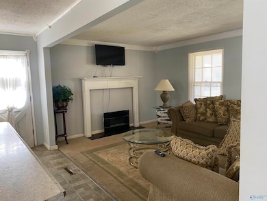 6020 Rickwood Dr NW, Huntsville, AL 35810 - photo 3