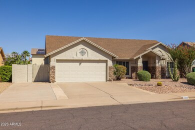 3)FRONT OF HOME
