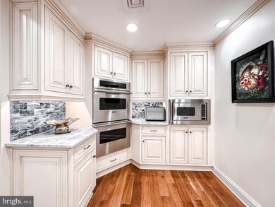 The Towers at Harbor Court unit 2305, Baltimore, MD 21202 - photo 7