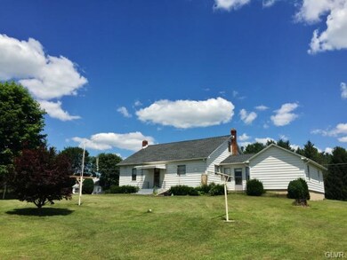 458 Beltzville Dr, Kunkletown, PA 18058 - photo 4