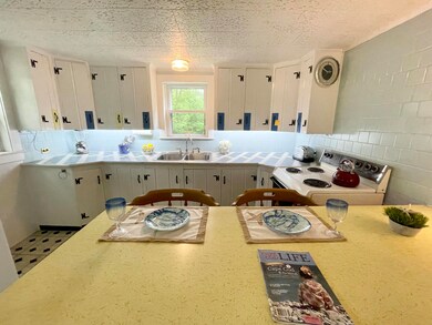 kitchen close up.2