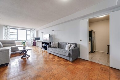 201 St Pauls Ave unit 17F, Jersey City, NJ 07306 - photo 4