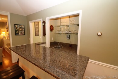 2420 Dorchester Dr, Bartlesville, OK 74006 - photo 6