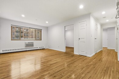 118-82 Metropolitan Ave unit 3A, Kew Gardens, NY 11415 - photo 5