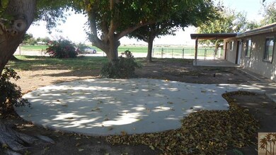 10330 8th Ave, Blythe, CA 92225 - photo 2