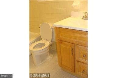 7843 Enola St unit 209, McLean, VA 22102 - photo 7