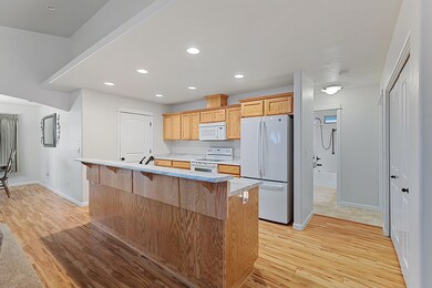 348 SW Wagner Meadows Dr, Grants Pass, OR 97526 - photo 7