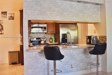 10610 SW 158th Ct unit 305, Miami, FL 33196 - photo 5