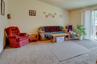 05-Family Room