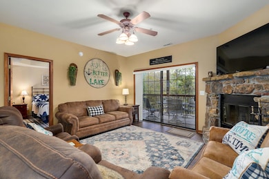 24 Village Trail unit 2, Branson, MO 65616 - photo 3