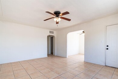 137 N 13th Ave, Yuma, AZ 85364 - photo 4