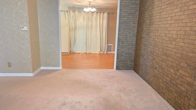 3907 Susan Cir, North Little Rock, AR 72118 - photo 4