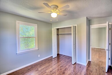 406 Sylvis St, Dickson, TN 37055 - photo 6