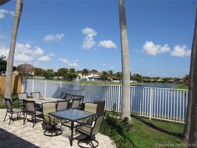 4647 NW 111th Ct, Doral, FL 33178 - photo 6