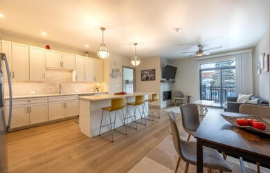 Kitchen with open floor plan, a center island, a s