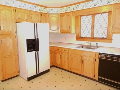 167 Dorwin Dr, West Springfield, MA 01089 - photo 6