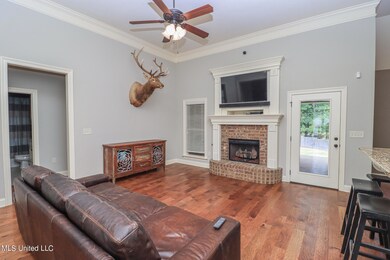 423 Julee Cir 17