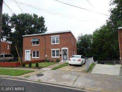 1110 Booker Dr, Capitol Heights, MD 20743 - photo 2