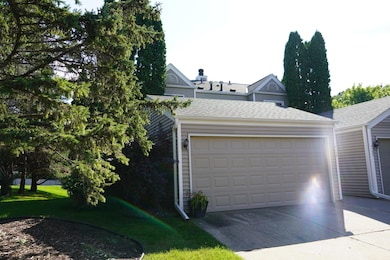 4199 Knob Cir unit 102, Saint Paul, MN 55122 - photo 3