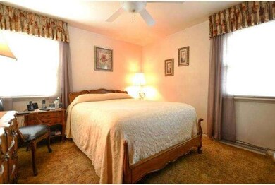 258 S Golfwood Ave, Penns Grove, NJ 08069 - photo 4