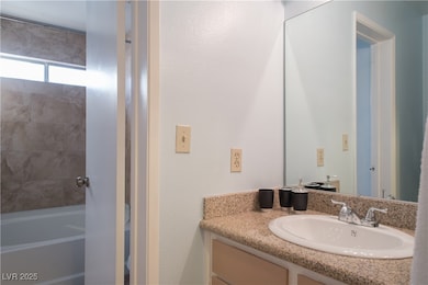 7250 Hardtack Cir, Las Vegas, NV 89119 - photo 2