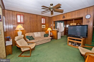 604 Beechwood Ave, Darby, PA 19023 - photo 4