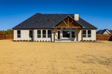 105 Chisolm Trail, Pottsboro, TX 75076 - photo 5