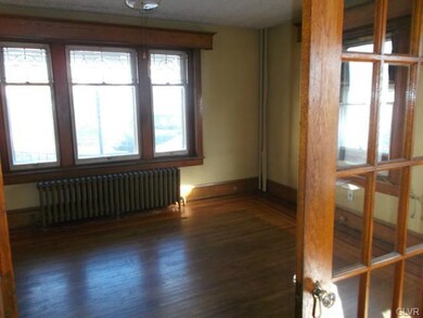 622 Grant St, Allentown, PA 18102 - photo 3