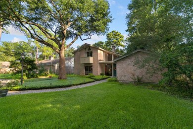 10102 Lynbrook Hollow St, Houston, TX 77042 - photo 3