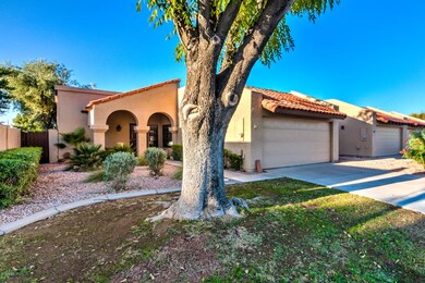 730 W Summit Pl-3