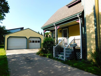 Garage, Side Entrance