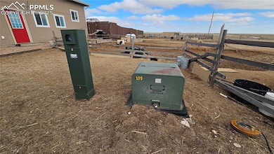 Exterior details with fence
