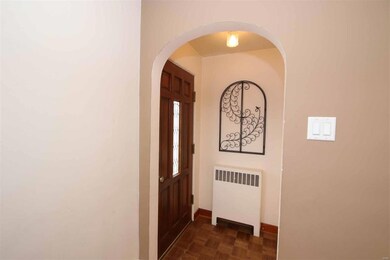 Foyer Entry