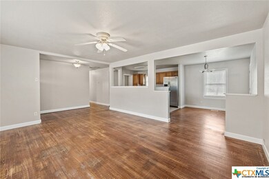 704 Turner St, Copperas Cove, TX 76522 - photo 5