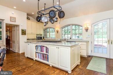 1866 Circle Rd, Towson, MD 21204 - photo 5