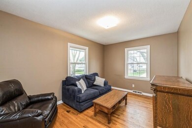 2115 47th St, Des Moines, IA 50310 - photo 6