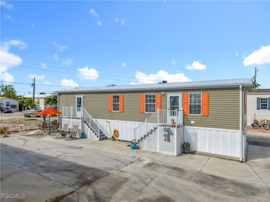 16 Helen Ln, Fort Myers Beach, FL 33931 - photo 2