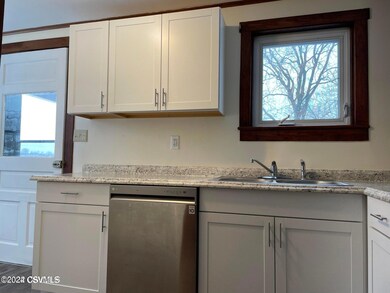 306 N 3rd St, Mifflinburg, PA 17844 - photo 3