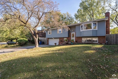 3507 W 10th St, Lawrence, KS 66049 - photo 2