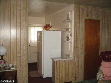 Living Room - Living room to kitchen