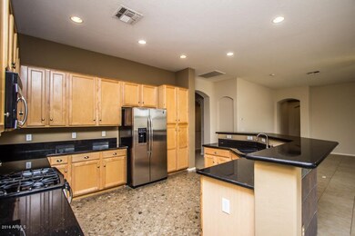 Kitchen w/Granite Countertops