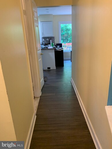 20416 Peridot Ln, Germantown, MD 20876 - photo 3