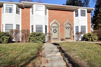 498 Sarah St unit 7, Stroudsburg, PA 18360 - photo 2