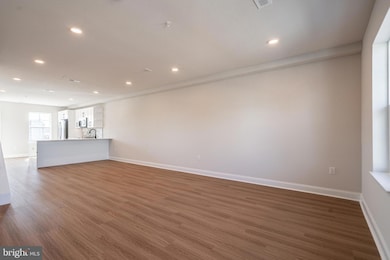 4090 Conshohocken Ave unit A8, Philadelphia, PA 19131 - photo 7