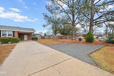 10263 U S 701 Hwy, Newton Grove, NC 28366 - photo 7